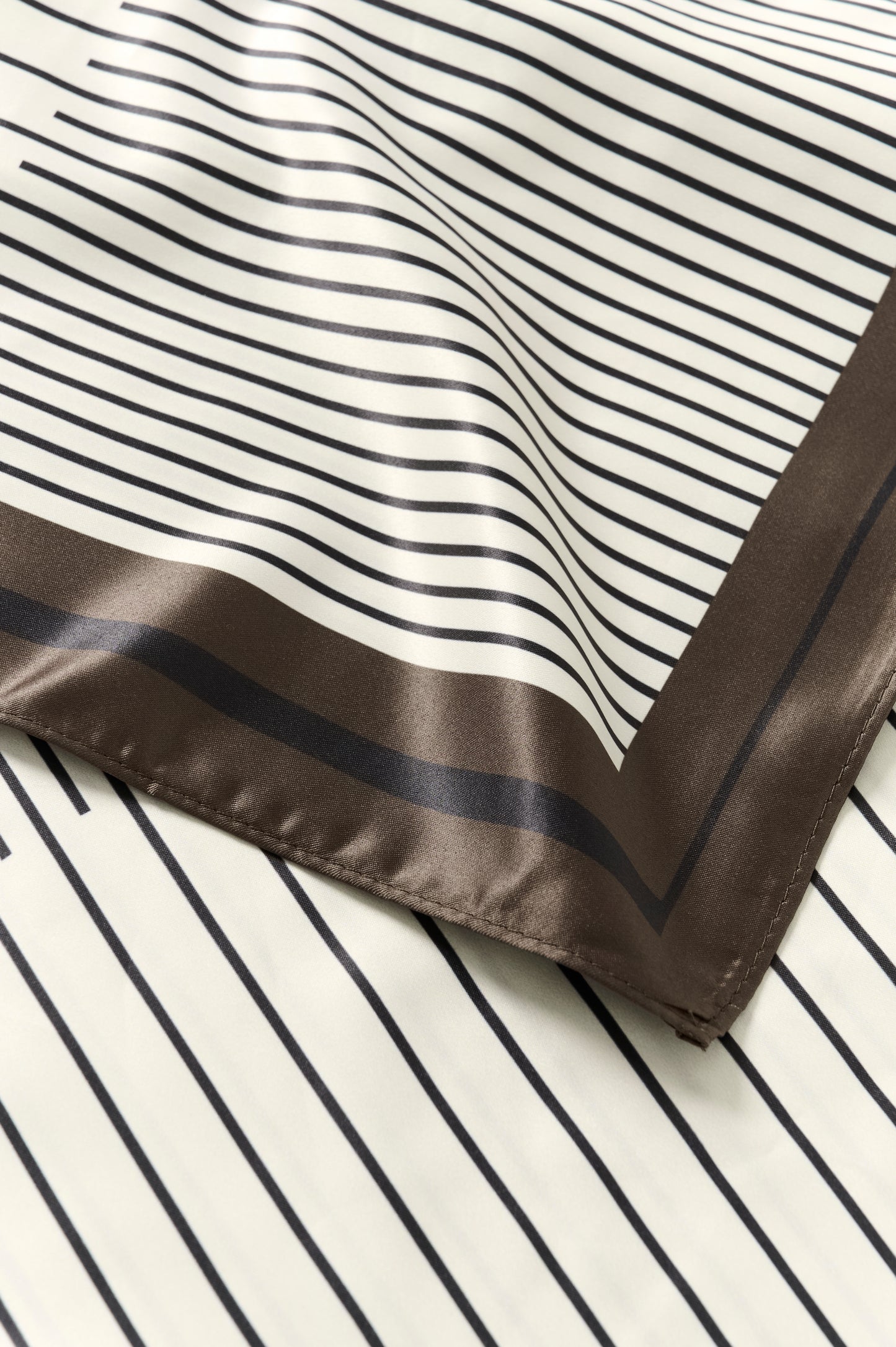 Kaffe KAscarfina Scarf Black/Chalk/Coffee Bean