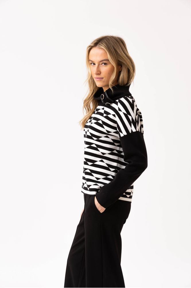 Marble Sweater 8106 Black/White