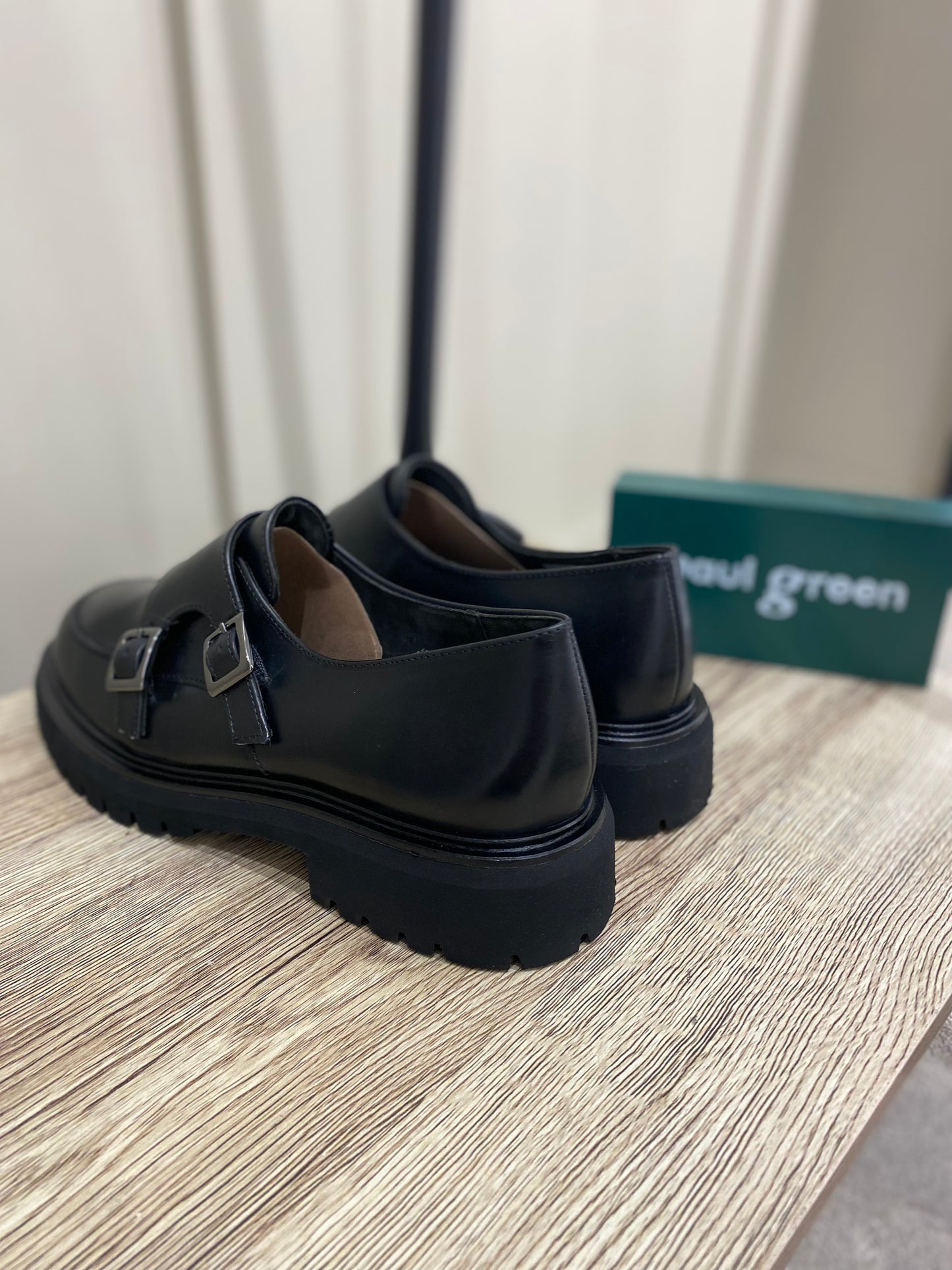 Paul Green Brush Black