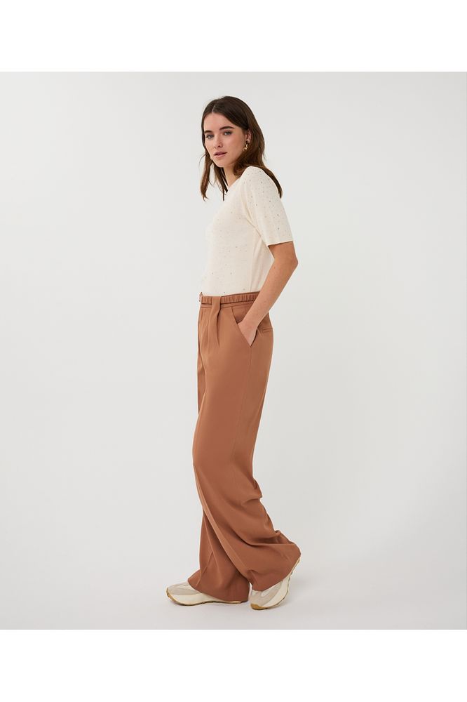 Esqualo Pleated Crepe Trousers Cappuccino