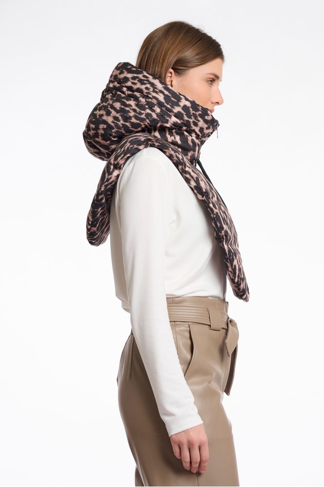 Rino & Pelle Leopard Tabita Padded Bib