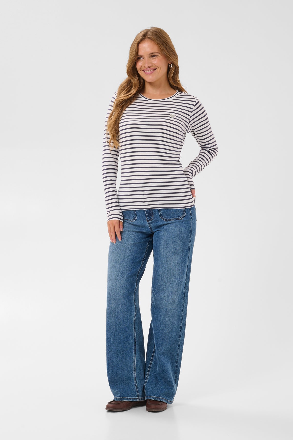 Kaffe Liddy T-Shirt Top Chalk / Graphite-Blue Heart