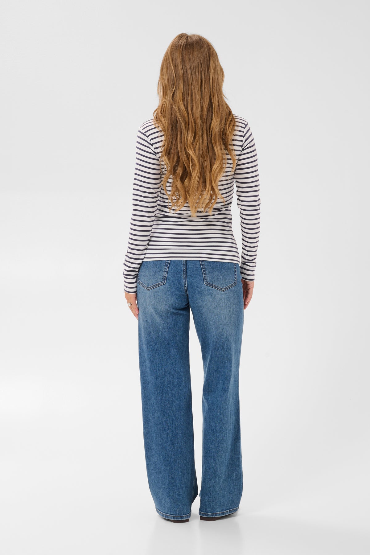 Kaffe Liddy T-Shirt Top Chalk / Graphite-Blue Heart