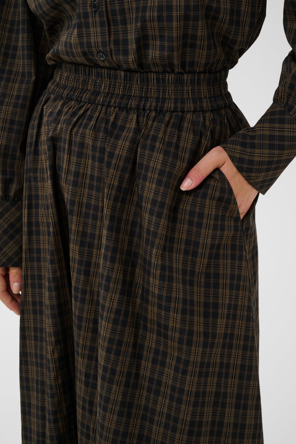 Kaffe KAhelie Skirt Black/ Brown check