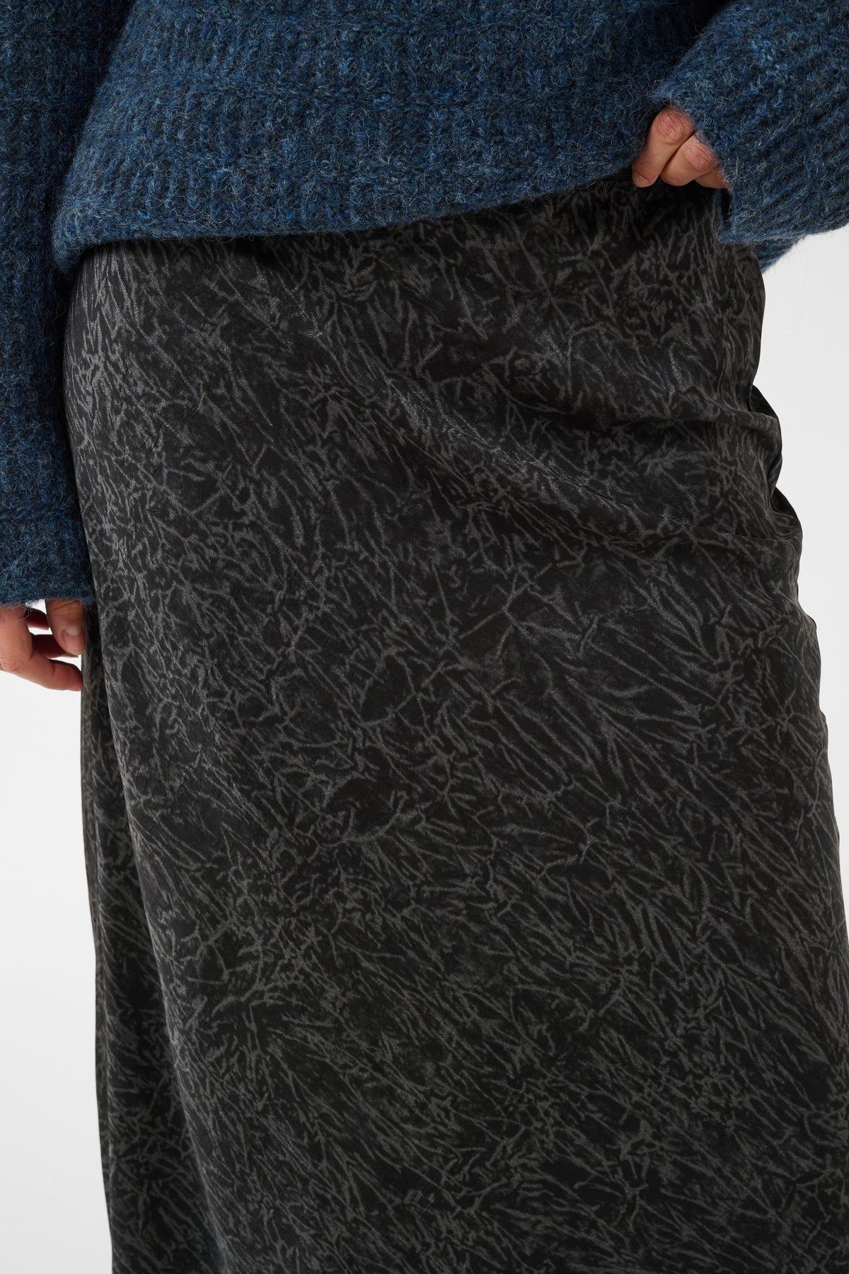 Kaffe Tara Skirt Black / Grey Crushed