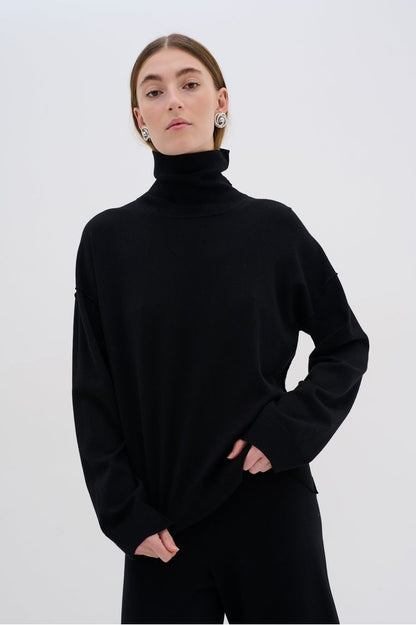 AW24 M.E.W Emma Knit Pullover