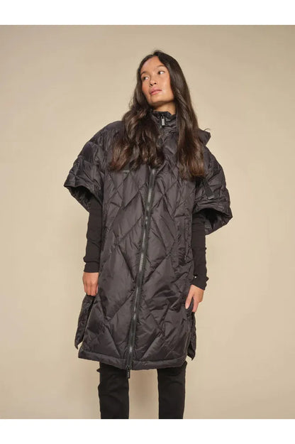 AW24 MM Faisa Down Poncho