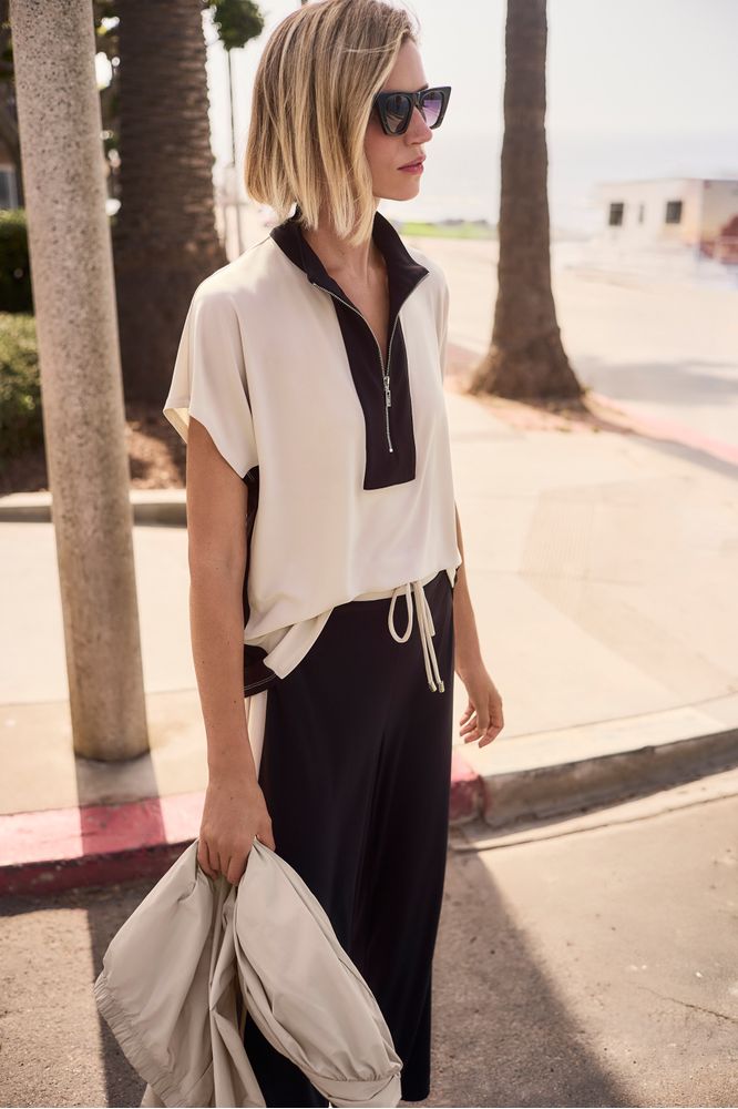 Joseph Ribkoff Block Straight Top - Moonstone/Black