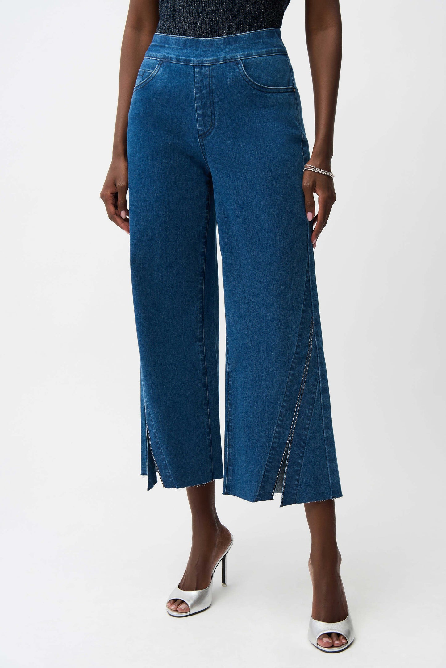 Joseph Ribkoff Culotte Rhinestones Jeans DMB