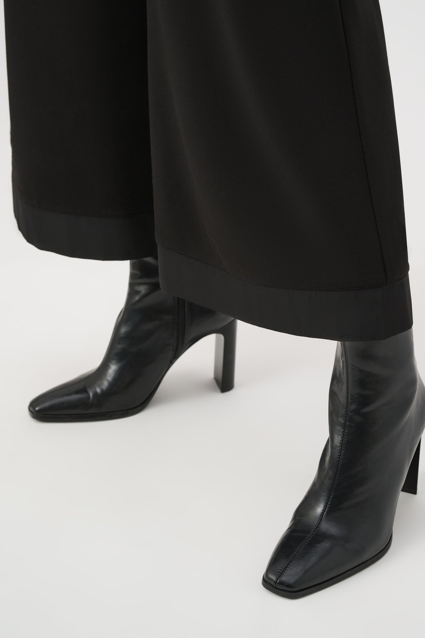 Joseph Ribkoff Wide Leg Trim Pull-on Trousers Black