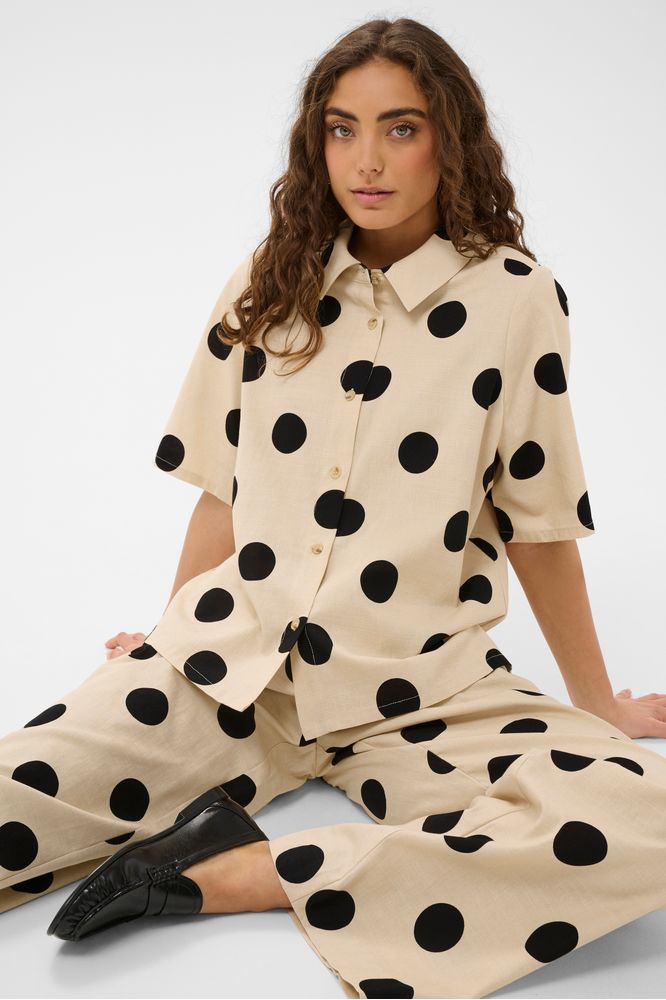 Culture CUtika Shirt Black Dot