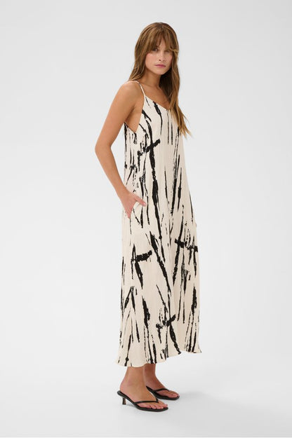 Culture CUora Strap Dress White/Black