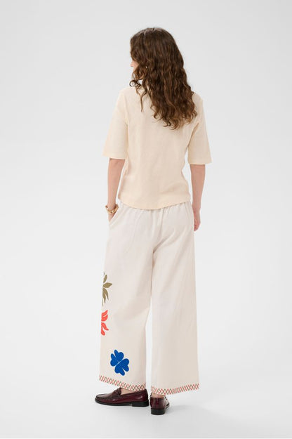 Culture CUchrestella Cropped Trouser Gardenia
