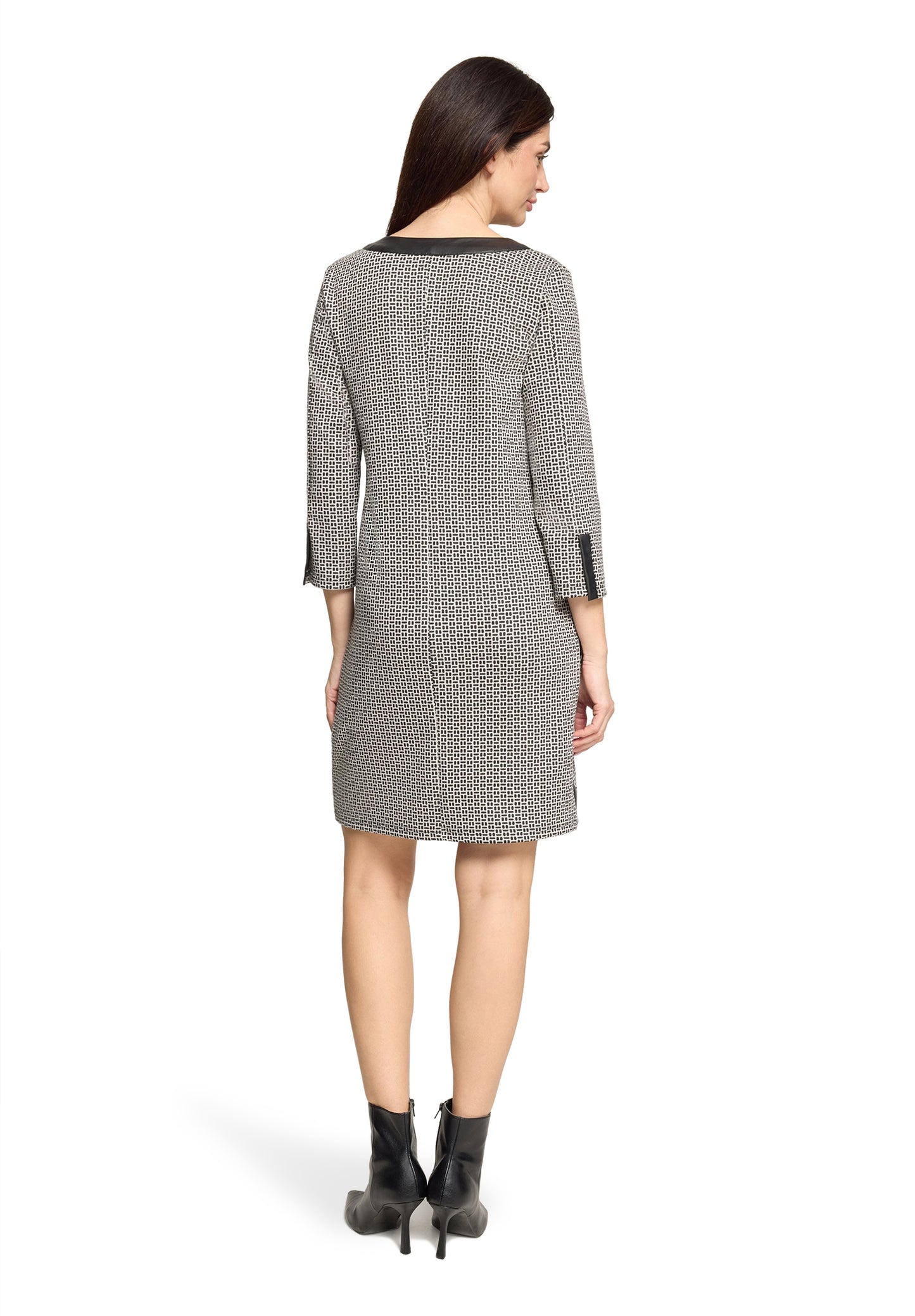 Betty Barclay Dress Cream/Black 1806/1703