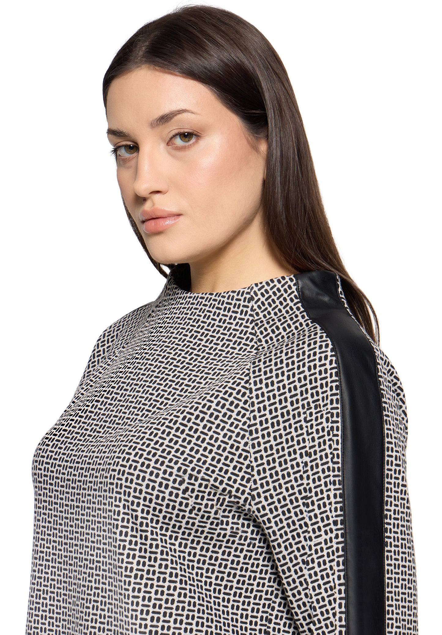 Betty Barclay Cream/Black Sweatshirt 2720/1703