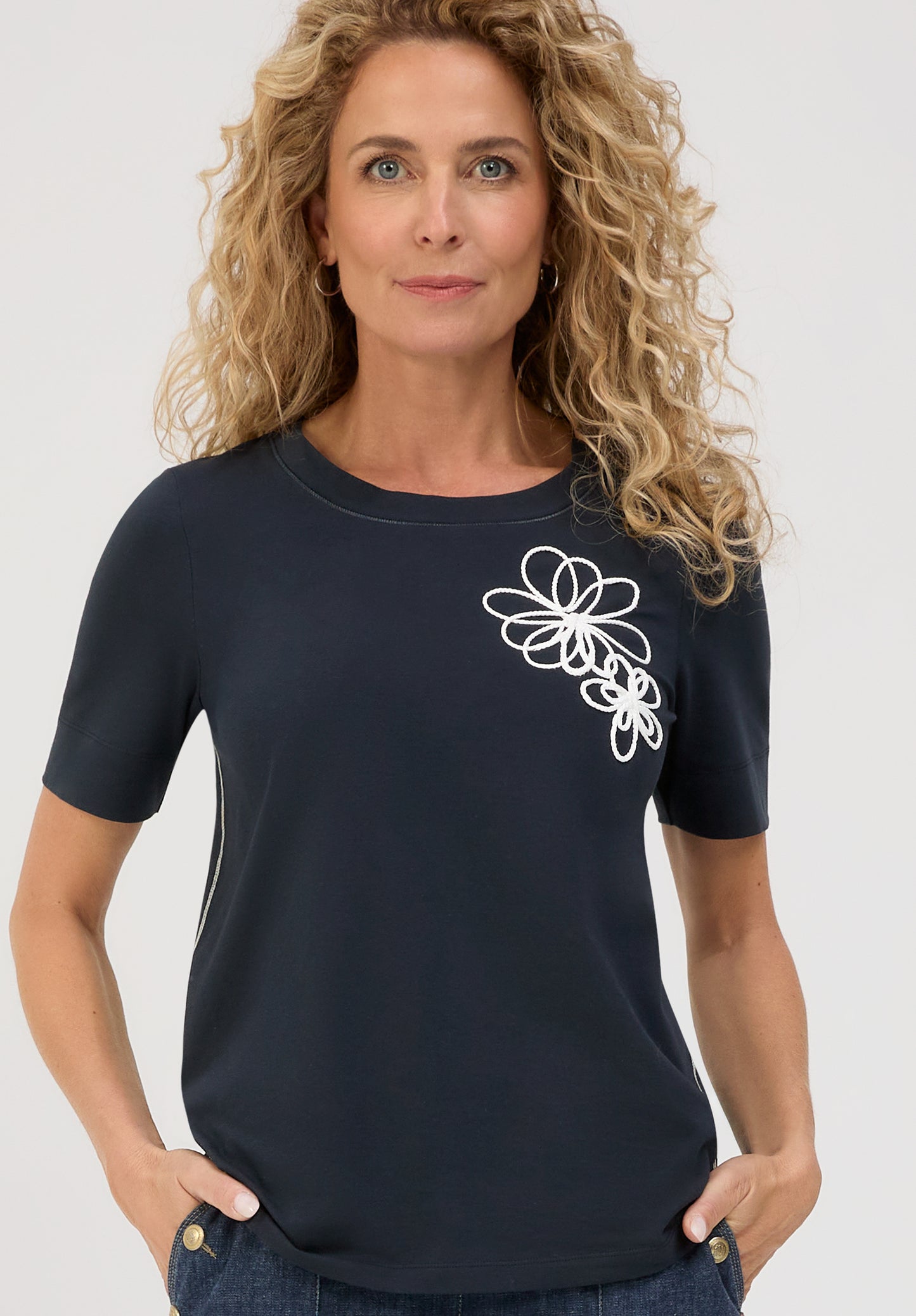 Bianca Dinia Flower T-Shirt Navy