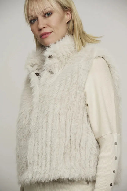 AW24 Rino & Pelle Dava Faux Fur Gilet