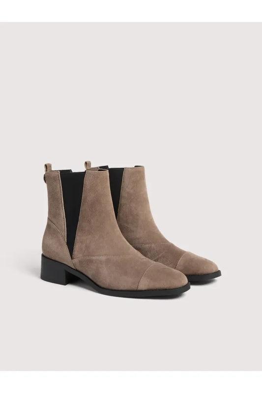 Coccinelle Nikla Suede Boot