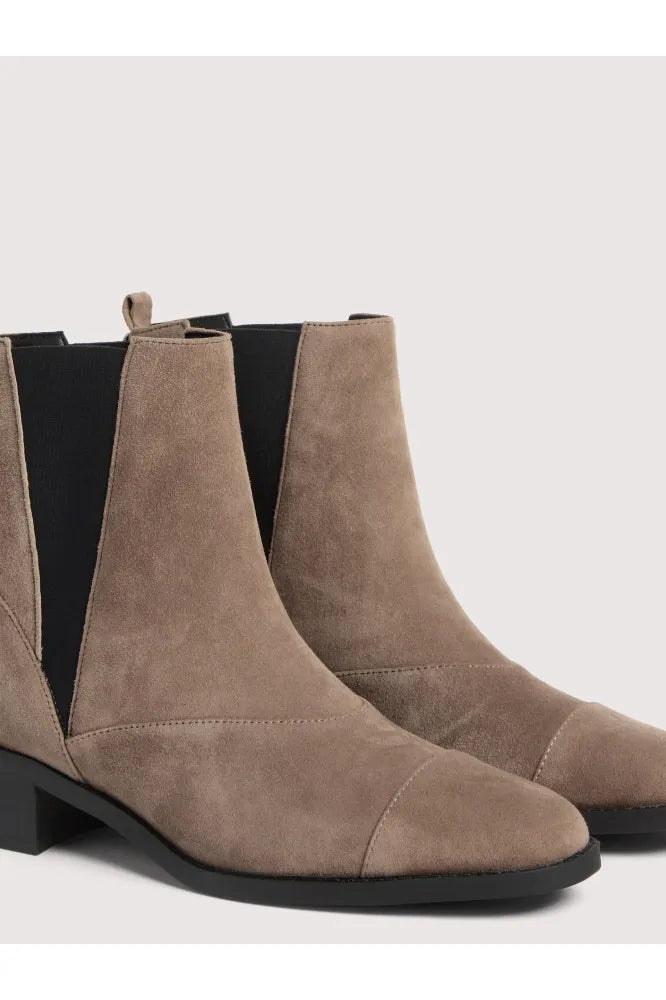 Coccinelle Nikla Suede Boot