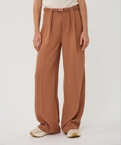 Esqualo Pleated Crepe Trousers Cappuccino