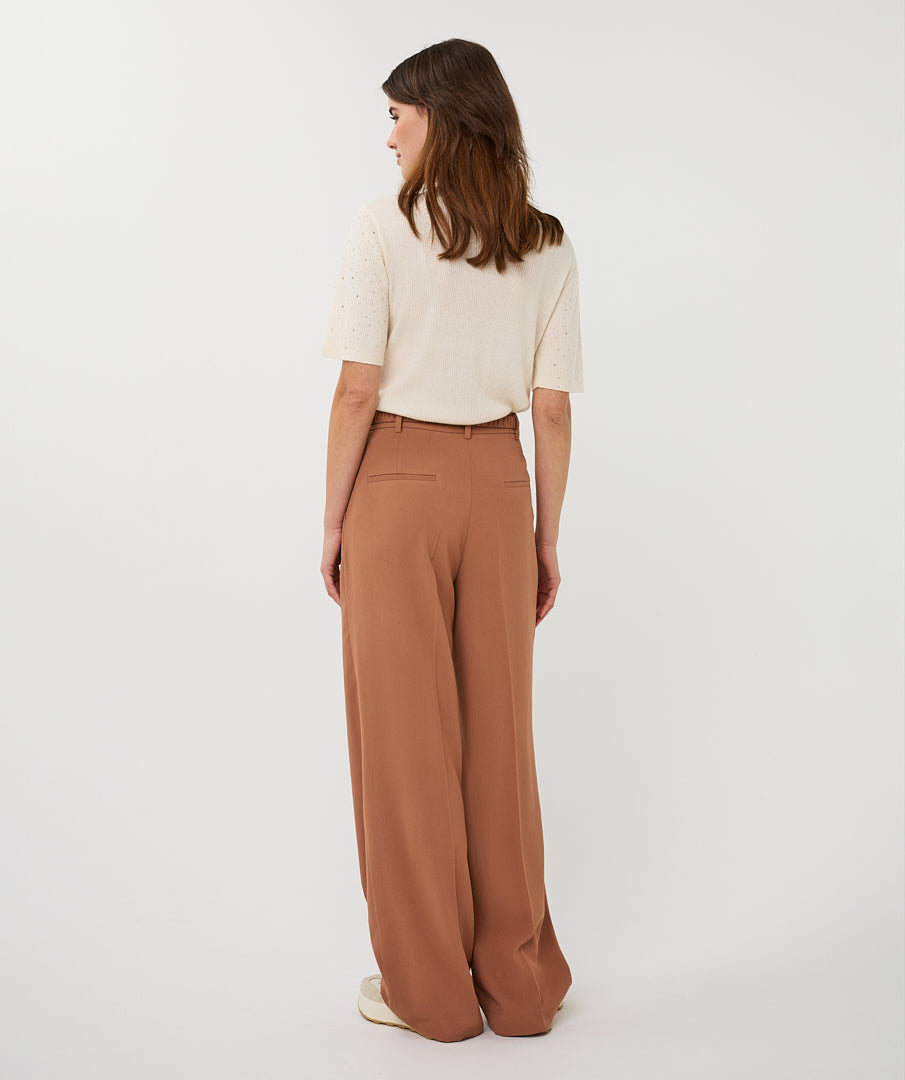 Esqualo Pleated Crepe Trousers Cappuccino