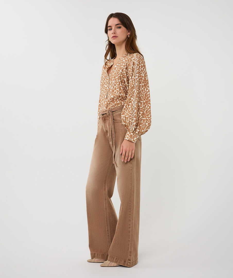 Esqualo Wide Scarlet Small Graphic Blouse