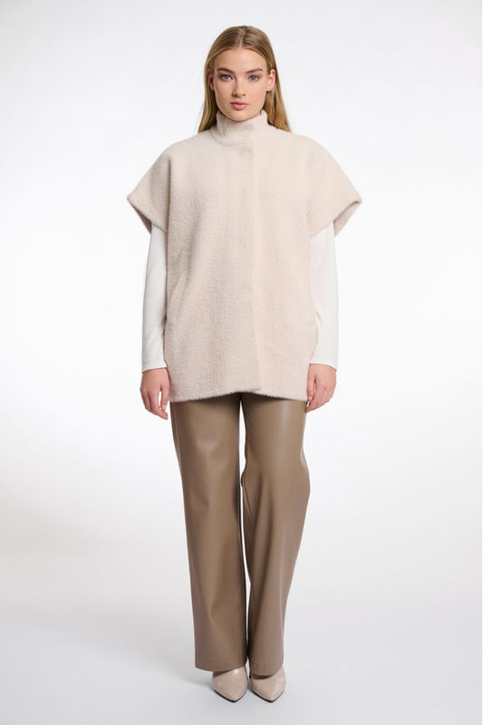 Rino & Pelle Pale Helen Short Cape