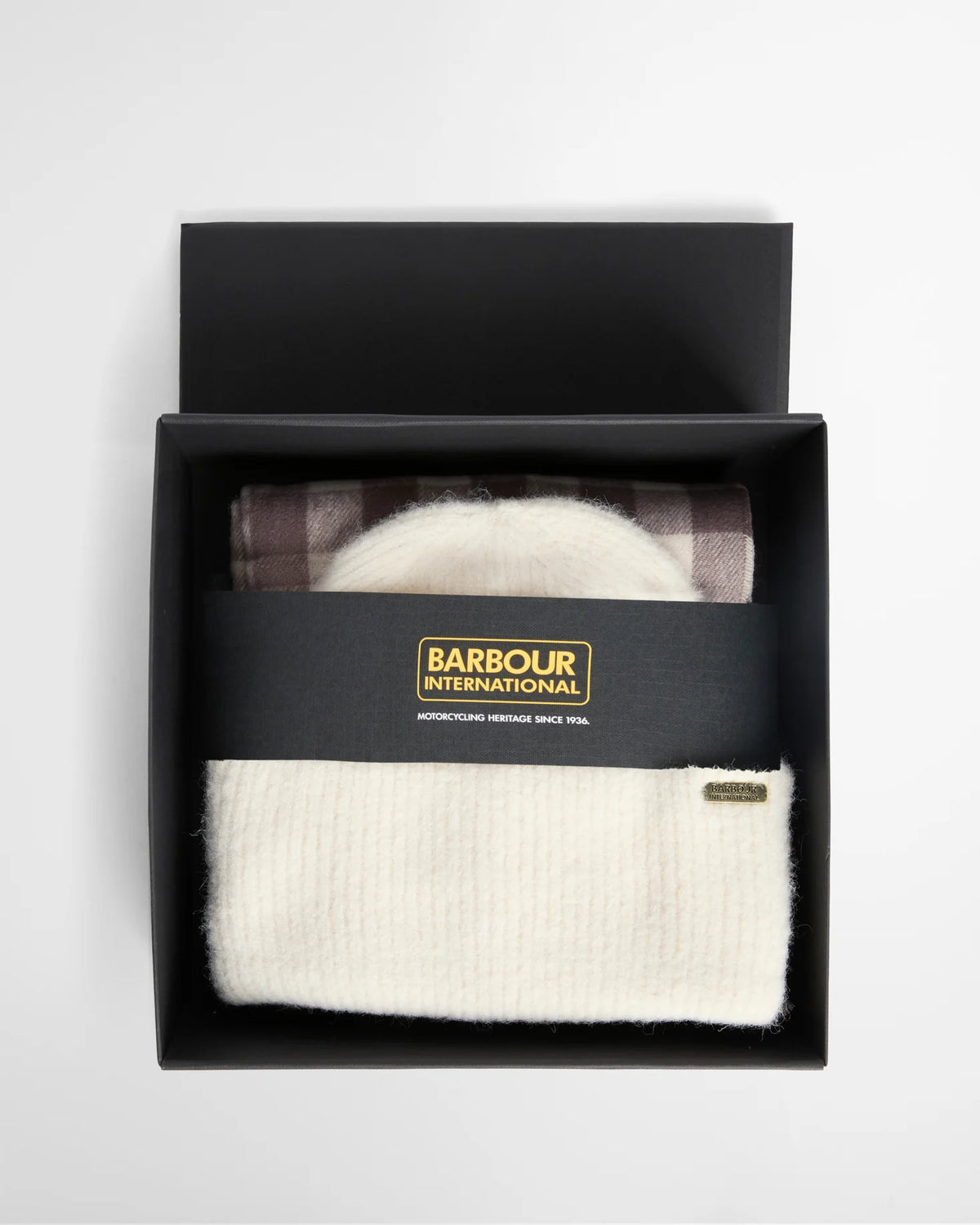 Barbour Kemora Beanie & Scarf Gift Set