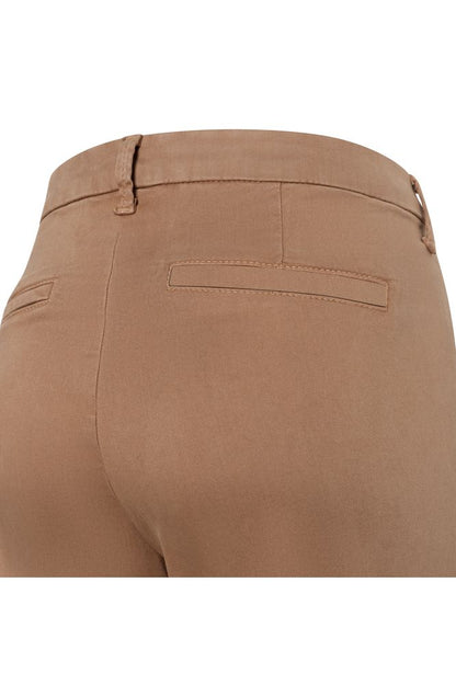 MAC Chino Turn Up Light Vicuna be