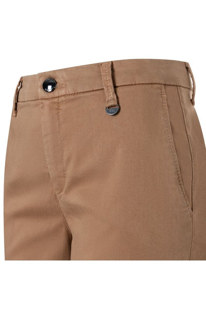 MAC Chino Turn Up Light Vicuna be