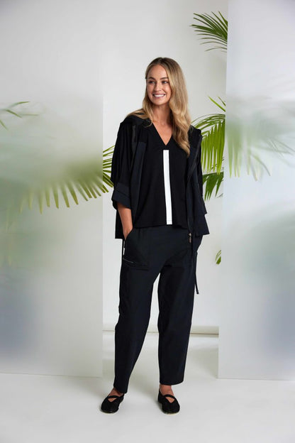 NAYA Vee Neck Top Black/White