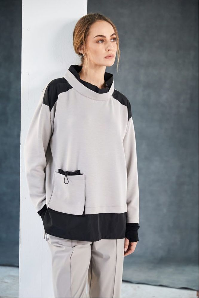 NAYA Soft Sweatshirt Pocket Taupe/Black