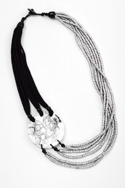 Naya Beaded Necklace Black/Silver