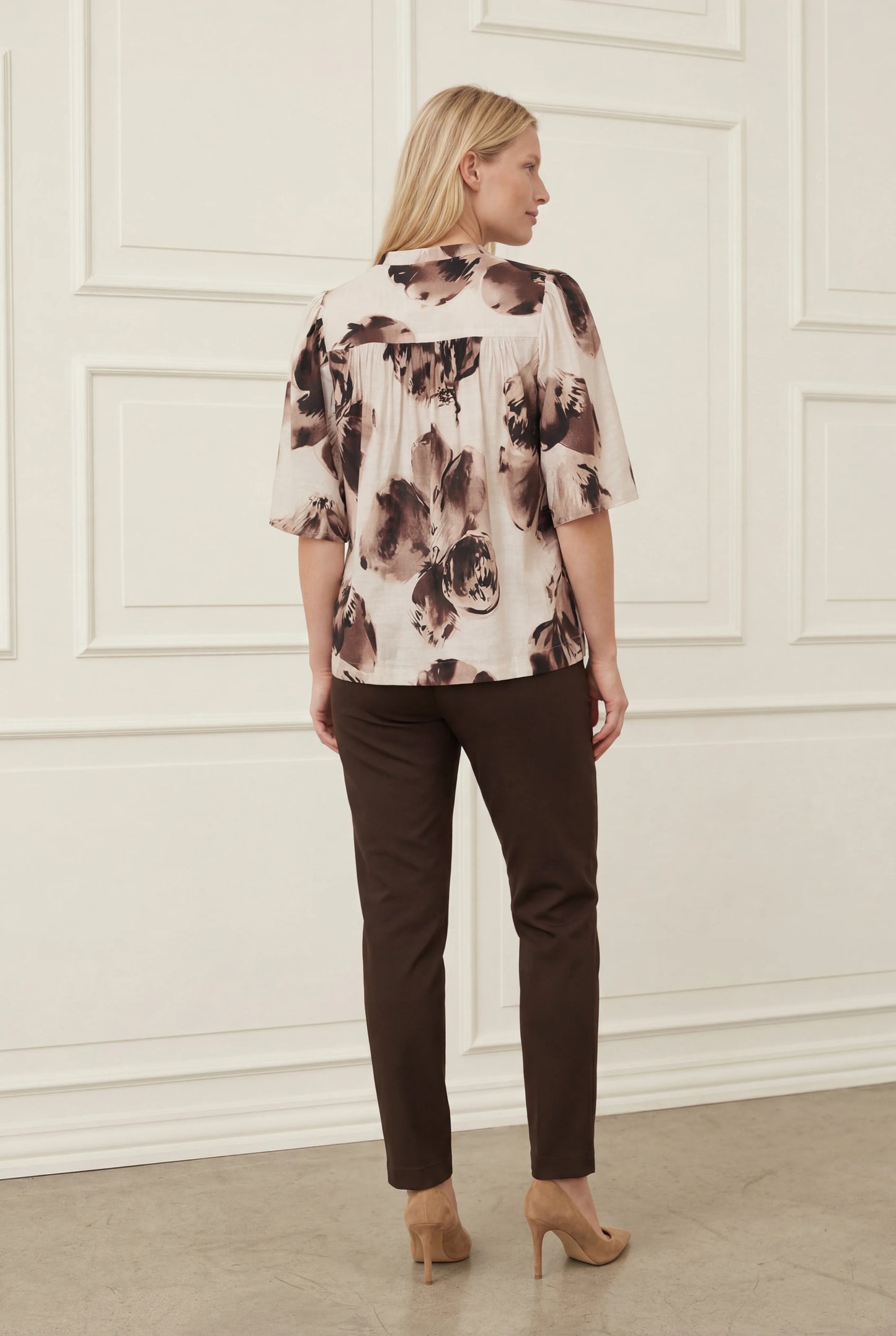 I Say Naomi S/S Blouse Aubergine Floral