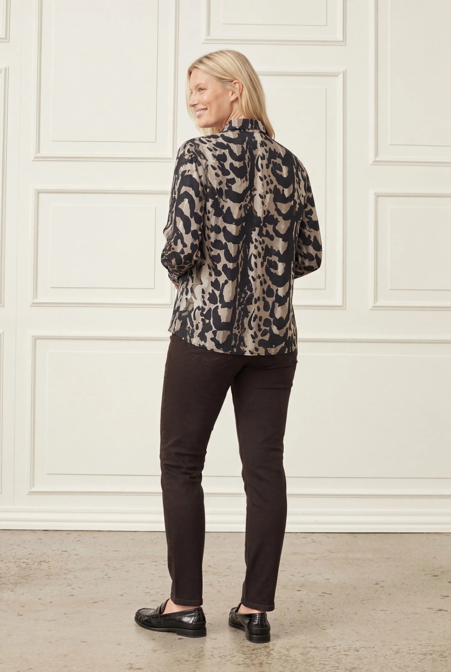 I Say Nini Shirt Earth & Black