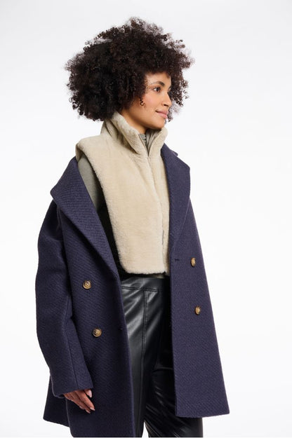 Rino & Pelle Birch Nura Faux Fur Bib