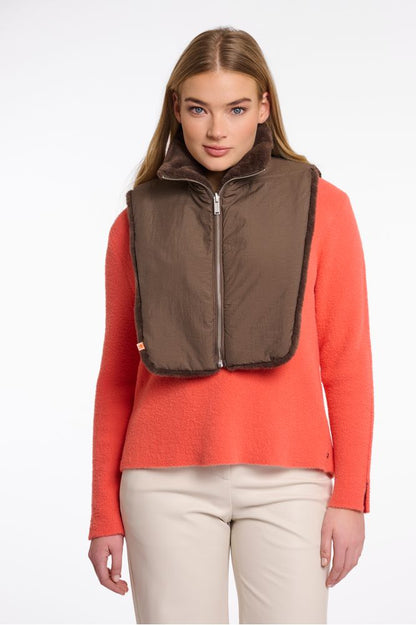 Rino & Pelle Dark Toffee Nura Faux Fur Bib