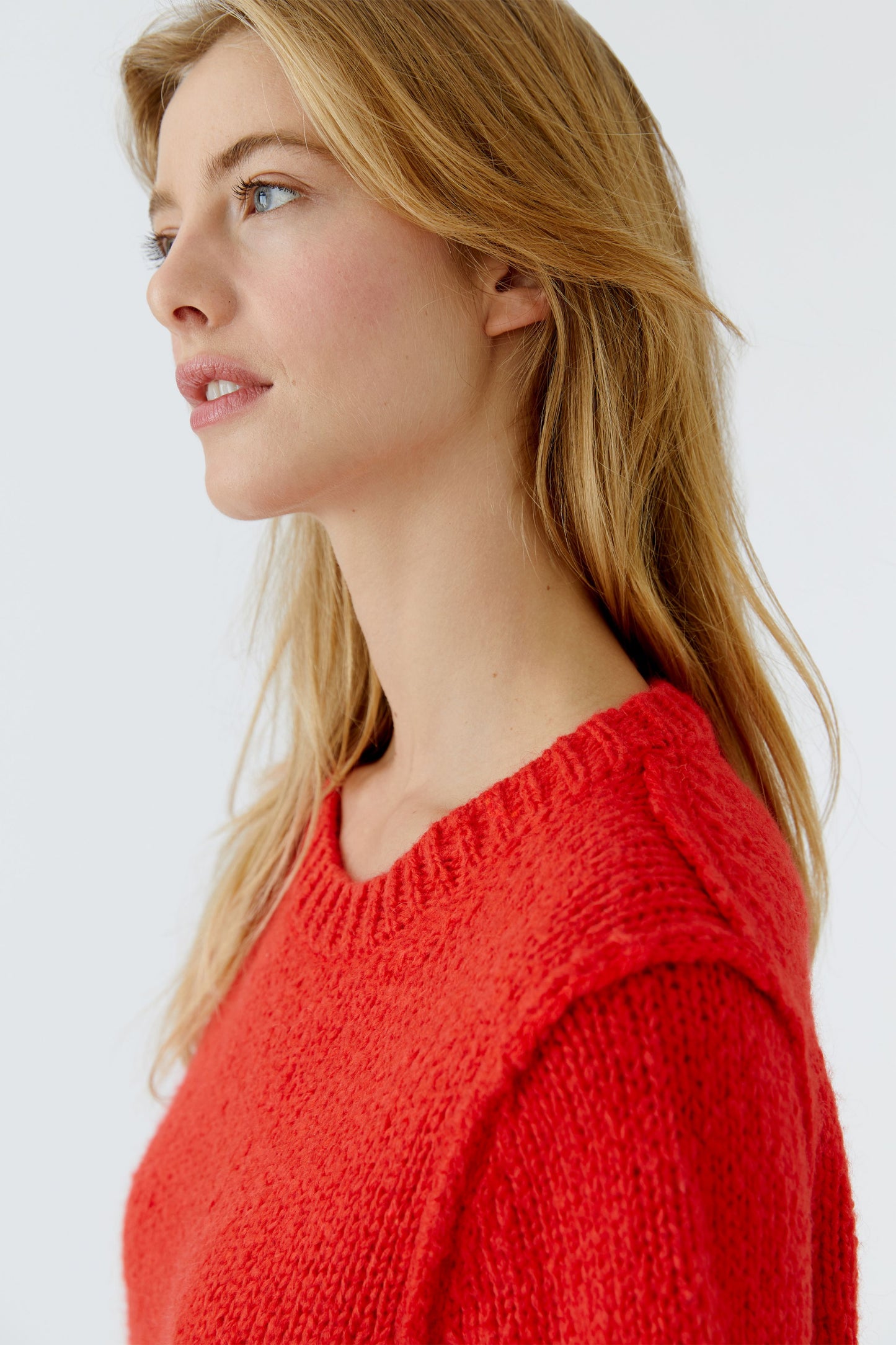 Oui  Red Rose Pullover 96088