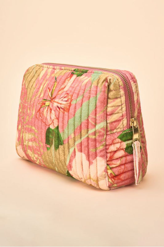 Powder Quilted Wash Bag