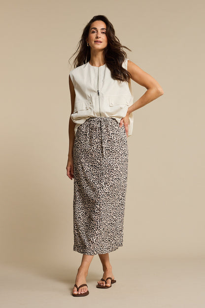 Red Button Ivy Waistcoat Pearl