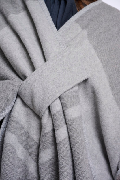 Rino & Pelle Levi Cape-Light Grey