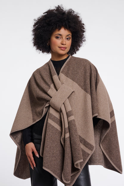 Rino & Pelle Levi Cape-Toffee Check