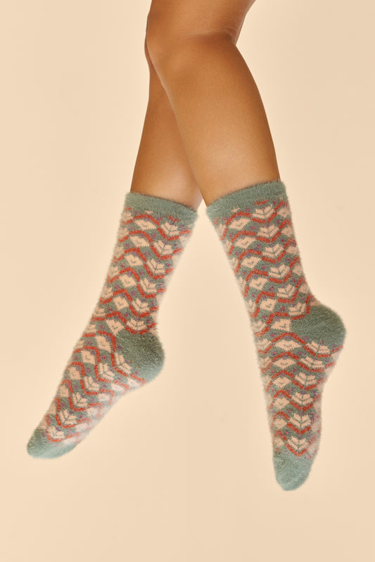 AW24 Powder Fuzzy Slipper Socks