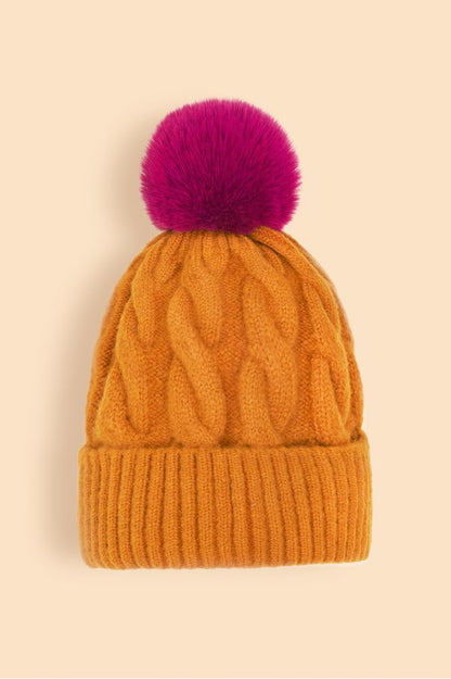 AW24 Powder Svana Bobble Hat