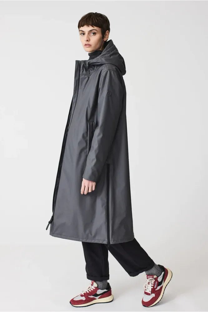 TANTA TORMENTA Coat Magnet