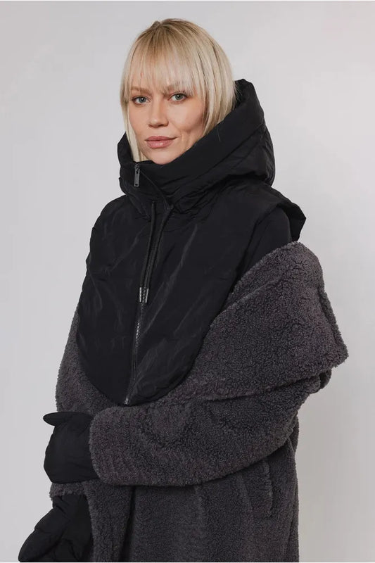 AW24 Rino & Pelle Tabita Hood Collar