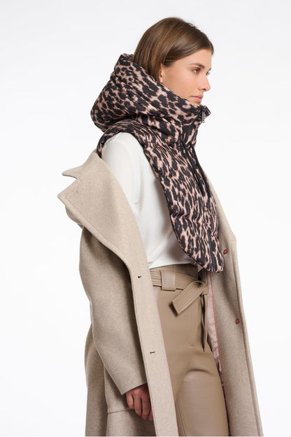 Rino & Pelle Leopard Tabita Padded Bib