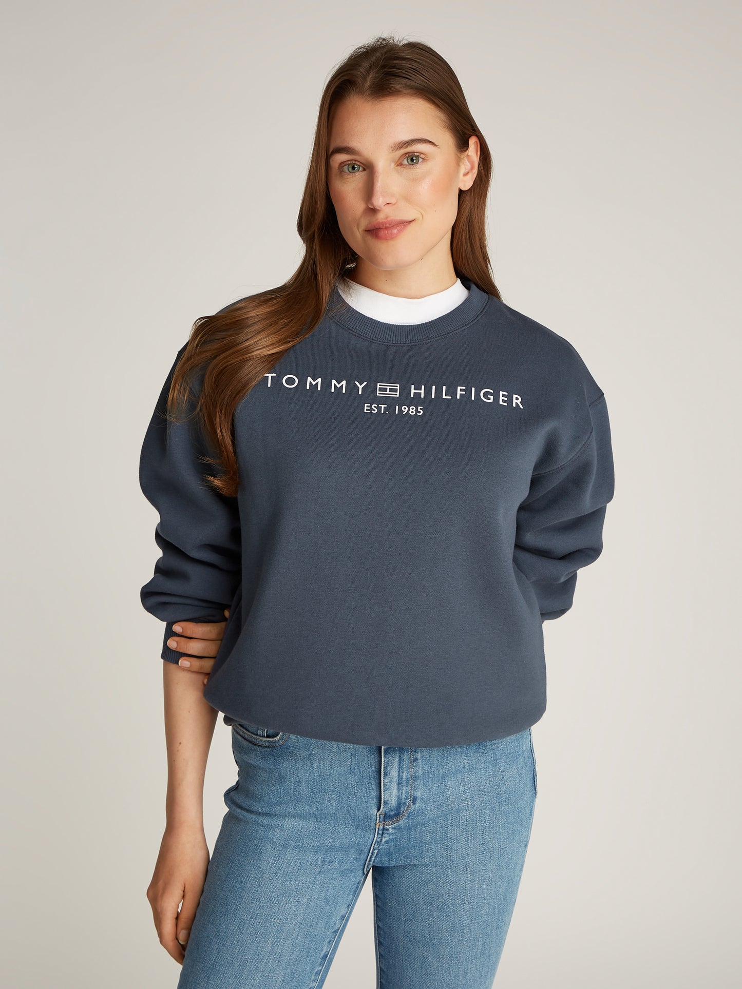 AW24 TH Modern Crop Logo Sweatshirt