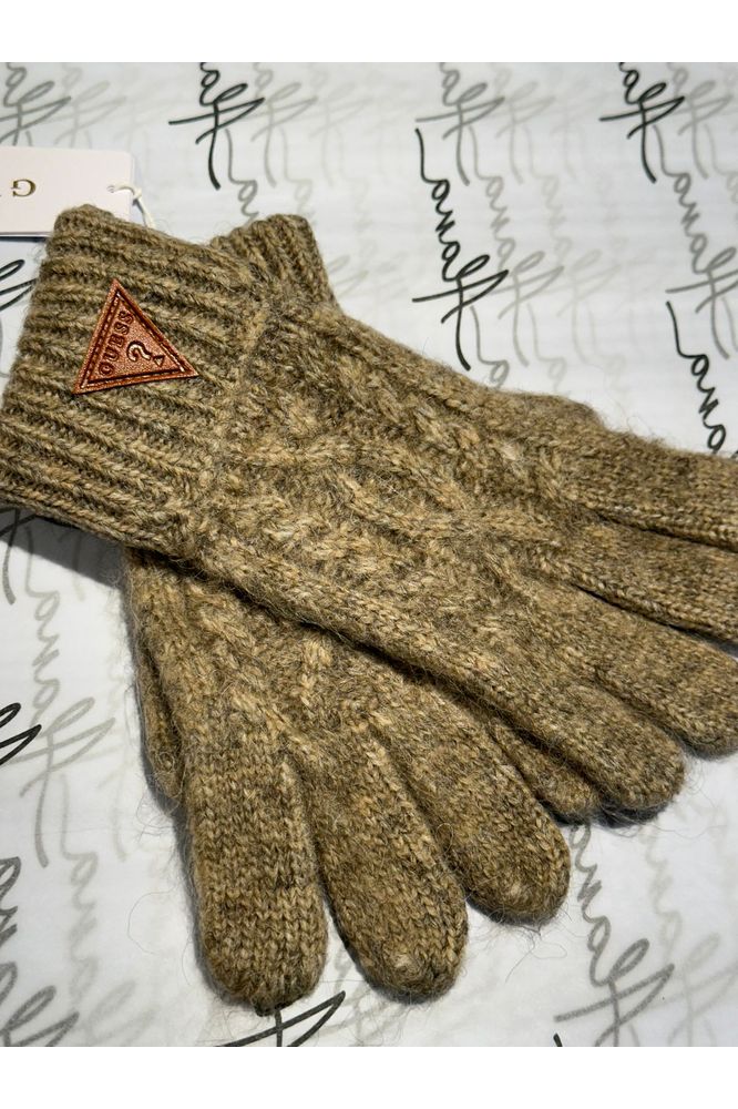 AW24 GUESS Gloves CAM