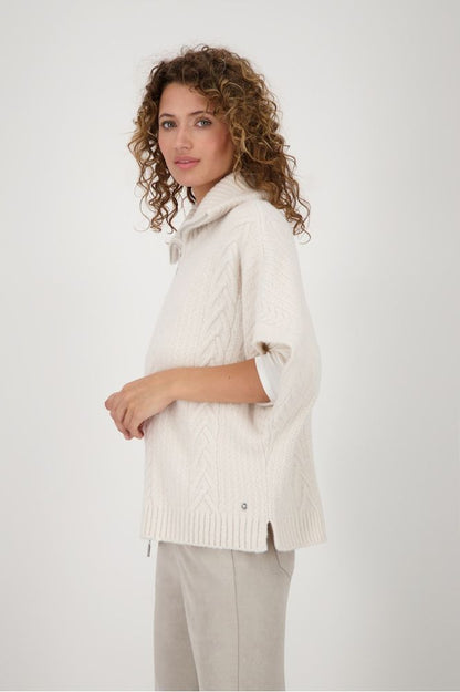 Monari Oat Milk Strickcape Jacket